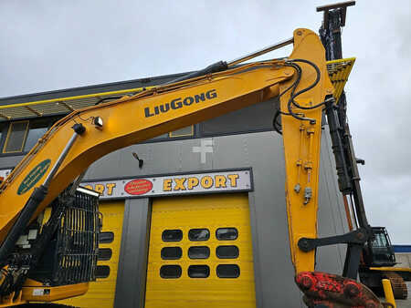 Koparki gąsienicowe 2020 LiuGong 924E (9)