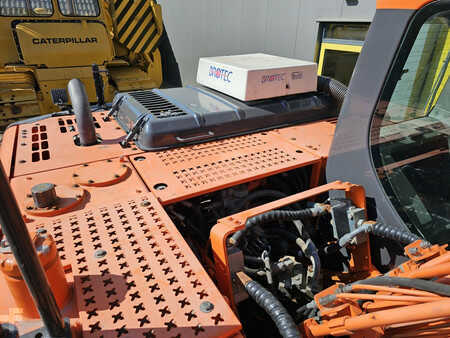 Korečková rýpadla 2012 Doosan DX180LC (10)