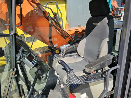 Telakaivinkoneet  2012 Doosan DX180LC (13)