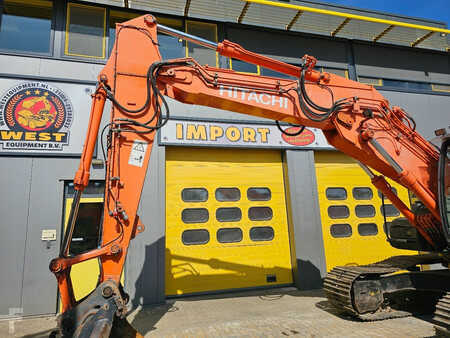 Koparki gąsienicowe 2007 Hitachi ZX180LC-3 (12)