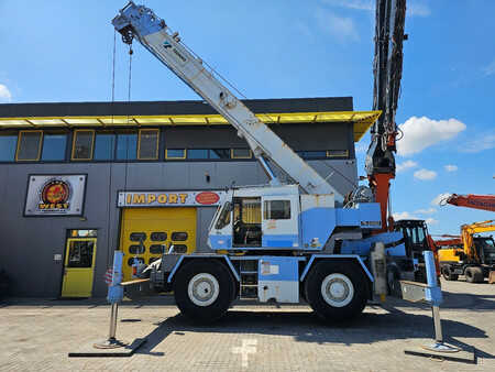Mobilní jeřáby 2001 Tadano TR250E (5)