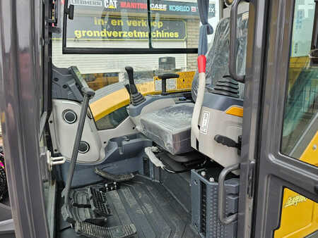 Minibagry 2025 XCMG XE60GA (11)