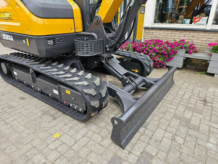 Minibagry 2025 XCMG XE60GA (16)