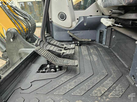 Minibagry 2025 XCMG XE60GA (14)