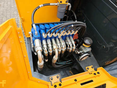 Minigraver 2025 Hyundai HX60PRO (9)