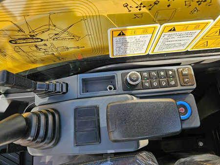 Minibagry 2025 XCMG XE60GA (15)