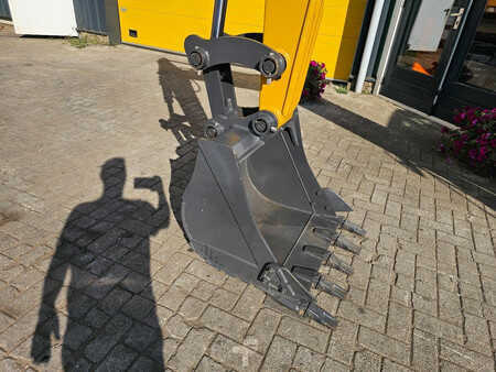 Minibagry 2025 XCMG XE60GA (18)