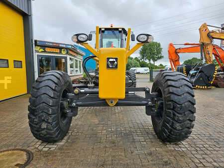 Livellatrici 2025 XCMG GR165 (8)