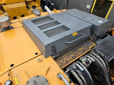 Beltegraver 2011 Liebherr R934C (22)