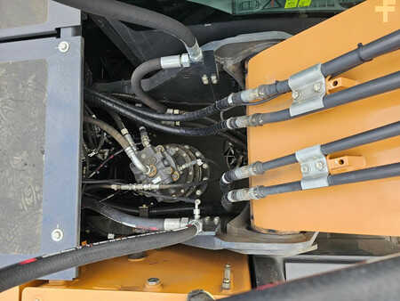 Escavadora de rastos 2025 Case CX220C (10)