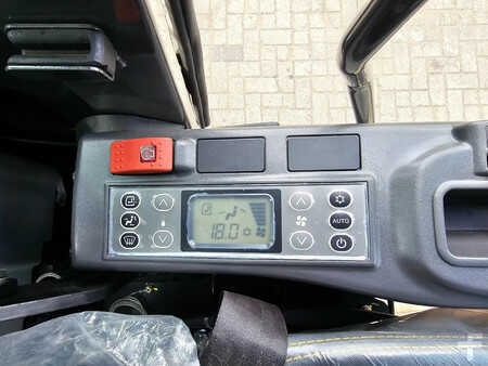 Escavadora de rastos 2025 Case CX220C (16)