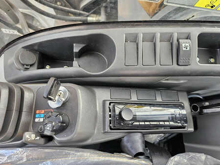 Escavadora de rastos 2025 Case CX220C (17)