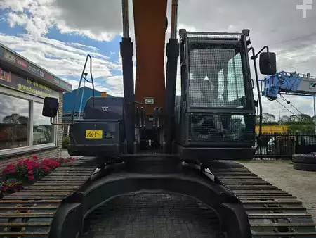 Bæltegraver 2025 Case CX220C (7)