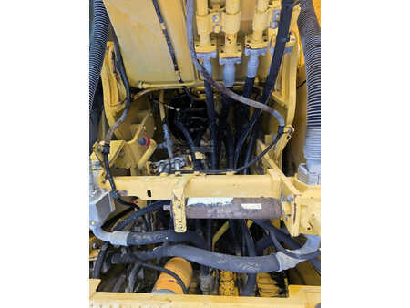 Korečková rýpadla 2007 Komatsu PC210LC-8 (7)