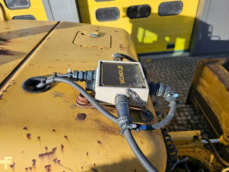 Grondschuivers 2006 Caterpillar 6DN * Low Hours / Full Topcon GPS * (24)