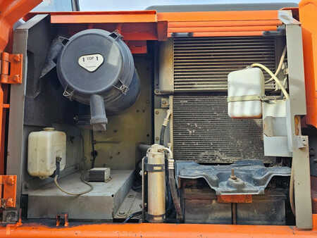 Escavadora de rodas 2005 Hitachi ZAXIS 130 W (11)