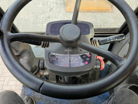 Escavadora de rodas 2005 Hitachi ZAXIS 130 W (14)