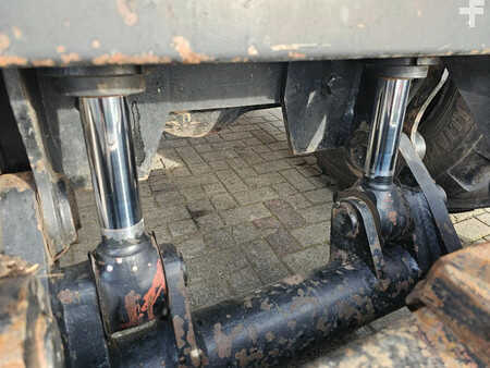 Escavadora de rodas 2005 Hitachi ZAXIS 130 W (18)