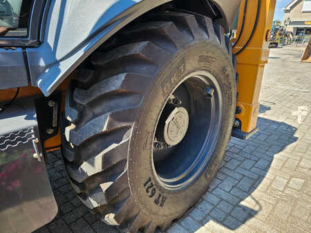 Rigid Backhoe Loader 2025 Case 570SV AC / 4x4 / Lepels / Telescopic (34)