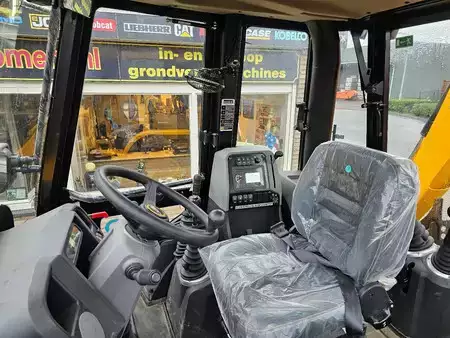 Rigid Backhoe Loader 2025 JCB 3DX PLUS (14)