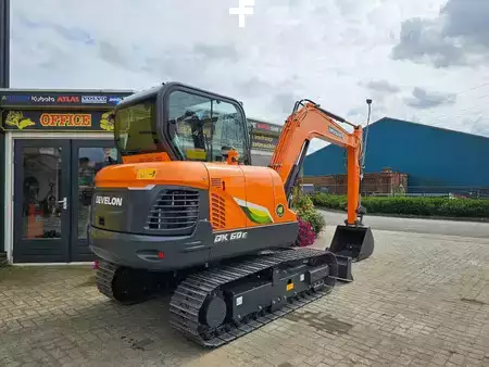 Mini-koparki 2025 DEVELON DX60E-10N (5)