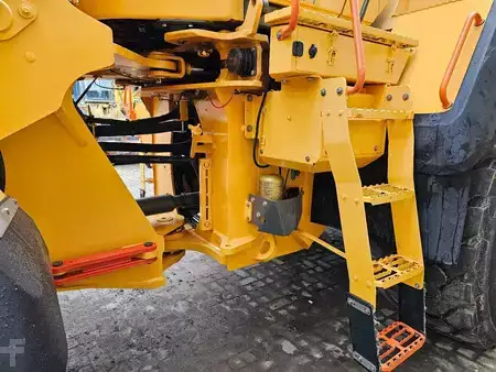 Wielladers 2020 Volvo L180H (16)