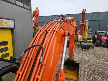 Bæltegraver 2022 Hitachi ZX220LC Mitsubishi 6 cylinder (10)