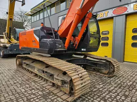 Bæltegraver 2022 Hitachi ZX220LC Mitsubishi 6 cylinder (8)