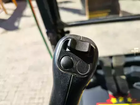 Korečková rýpadla 2019 LiuGong 922E (18)