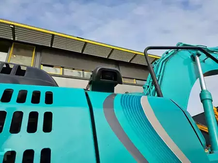 Excavadoras de cadenas 2017 Kobelco SK210LC-10 (12)