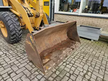 Ładowarki kołowe 1994 Furukawa FL100-I (28)