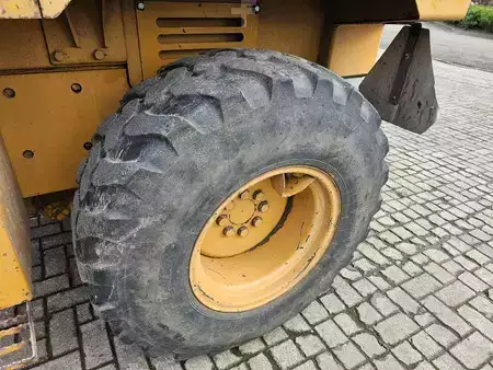 Ładowarki kołowe 1994 Furukawa FL100-I (37)