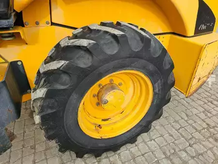 Gumikerekes görgők 0 JCB Vibromax VM75D (5)