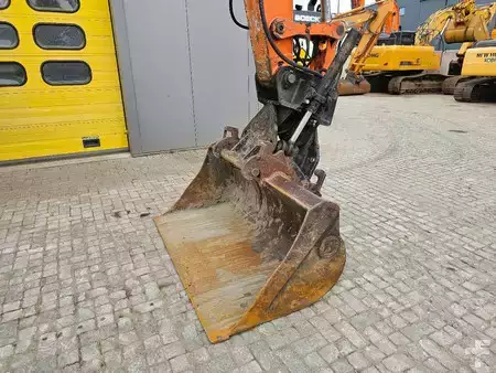 Mobilbagger 2010 Hitachi ZX140W-3 (13)