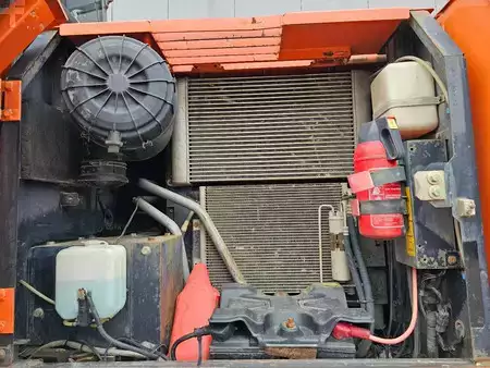 Mobilbagger 2010 Hitachi ZX140W-3 (18)