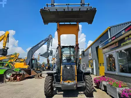 Rigid Backhoe Loader 2026 Case 570SV AC / 4x4 / Lepels / Telescopic (12)