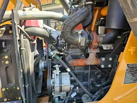 Rigid Backhoe Loader 2026 Case 570SV AC / 4x4 / Lepels / Telescopic (32)