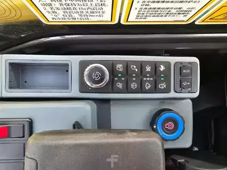 Minibagger 2026 XCMG XE60G Pro (13)
