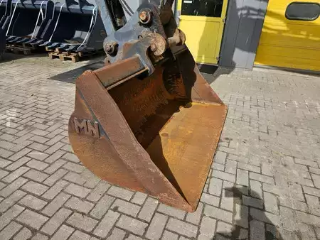 Pelles sur chenilles 2016 Hidromek HMK220LC (11)