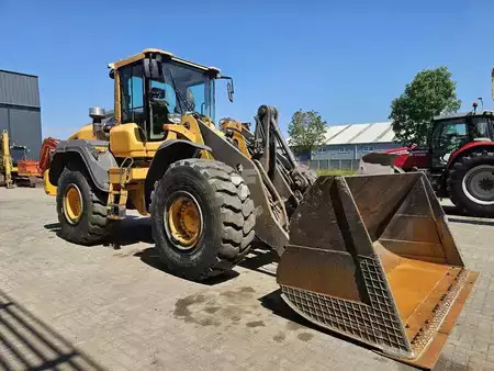 Wheel Loaders 2014 Volvo L120H (11)