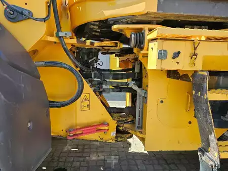 Wheel Loaders 2014 Volvo L120H (12)