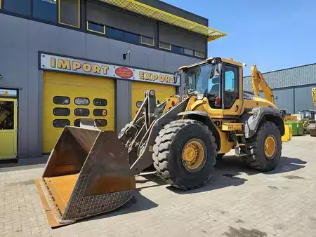 Wheel Loaders 2014 Volvo L120H (2)