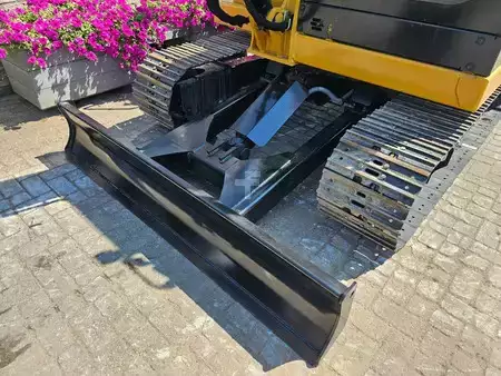 Mini-koparki 2026 Caterpillar 305.5 (17)