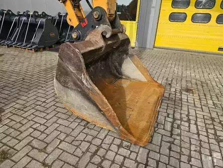Korečková rýpadla 2012 Case CX300 (25)
