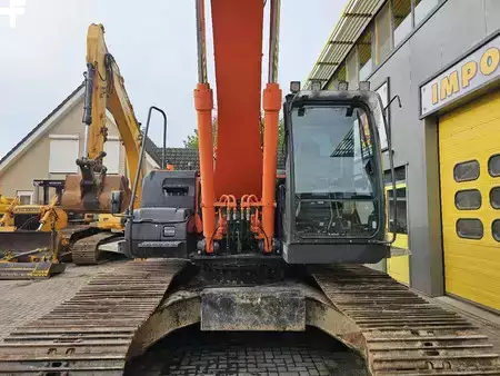 Hydraulic Excavators 2014 Hitachi ZX250LC-5B (7)