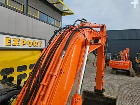 Hydraulic Excavators 2014 Hitachi ZX250LC-5B (9)