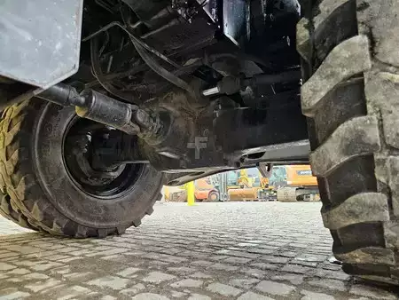 Mobil gravemaskin 2008 Hitachi ZX140W-3 (38)