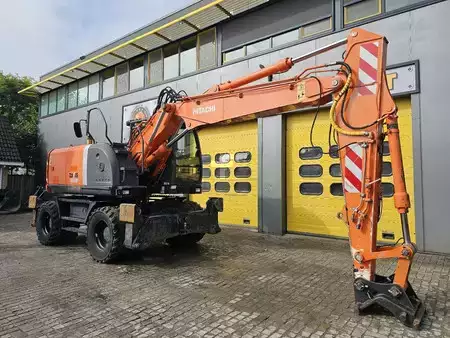 Mobil gravemaskin 2008 Hitachi ZX140W-3 (9)