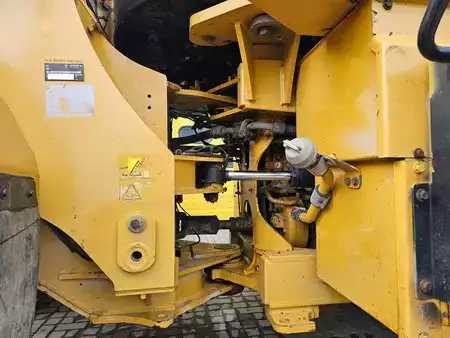Wielladers 2014 Caterpillar 950K (15)