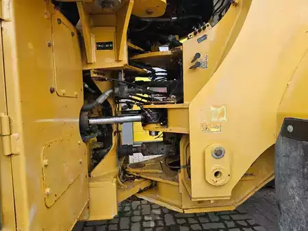 Wielladers 2014 Caterpillar 950K (16)